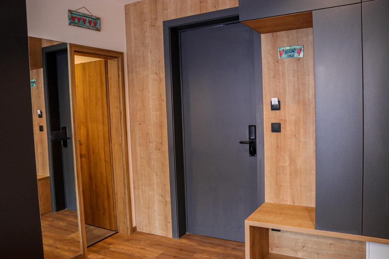 Apartman Nisa - Ovruc Štrbské Pleso Exterior foto